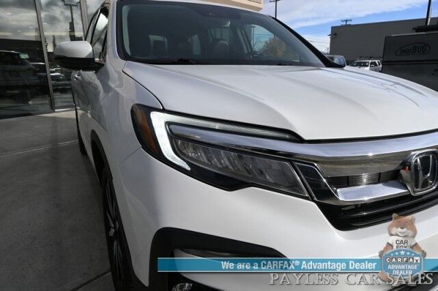 2020 Honda Pilot Touring / AWD / AutoStart / Front & Rear Heated Leather Seats / Sunroof / Navigation / Lane Departure & Blind Spot Alert / Apple CarPlay & Android Auto / Rear Entertainment / 3rd Row / Seats 8 / 26 MPG Anchorage AK