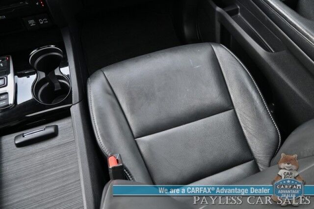 2020 Honda Pilot Touring / AWD / AutoStart / Front & Rear Heated Leather Seats / Sunroof / Navigation / Lane Departure & Blind Spot Alert / Apple CarPlay & Android Auto / Rear Entertainment / 3rd Row / Seats 8 / 26 MPG Anchorage AK