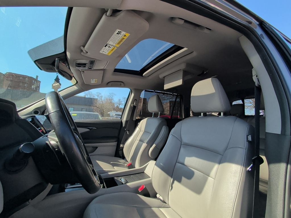 2020 Honda Pilot Touring Worcester MA