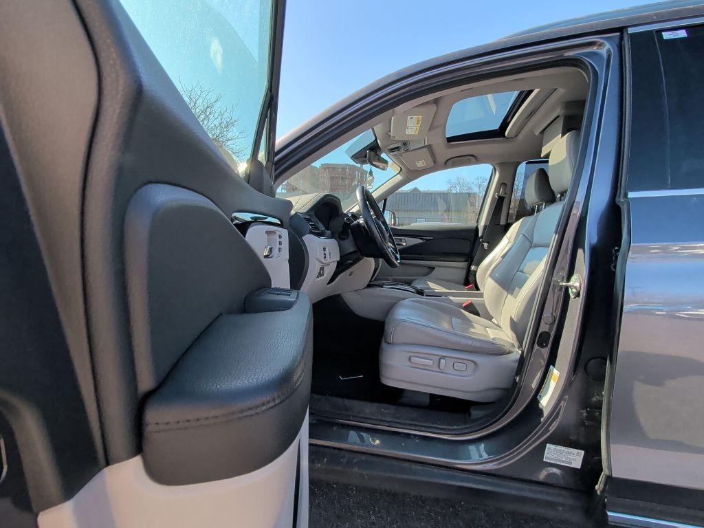 2020 Honda Pilot Touring Worcester MA
