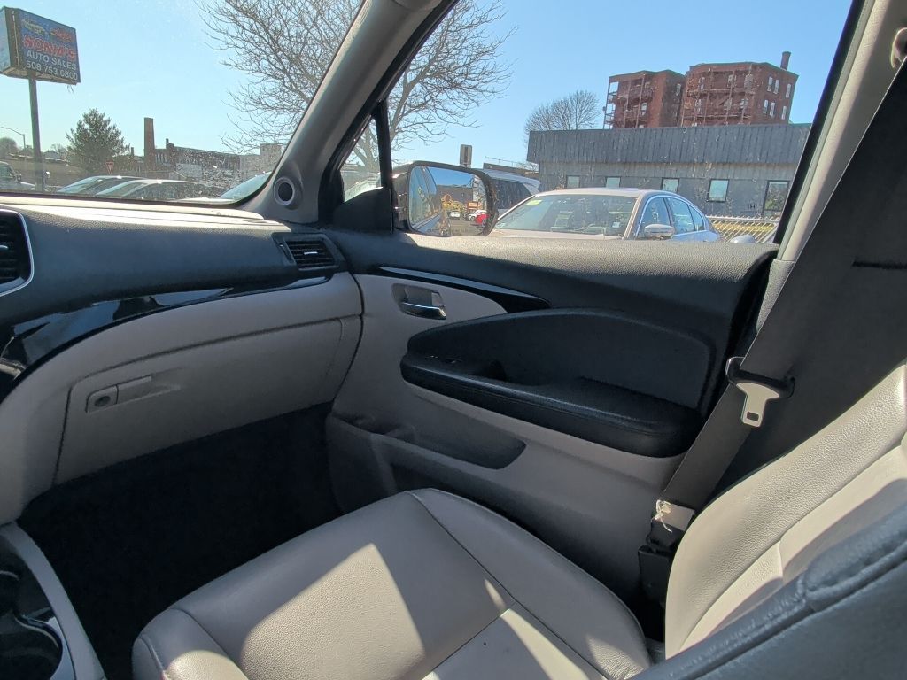 2020 Honda Pilot Touring Worcester MA