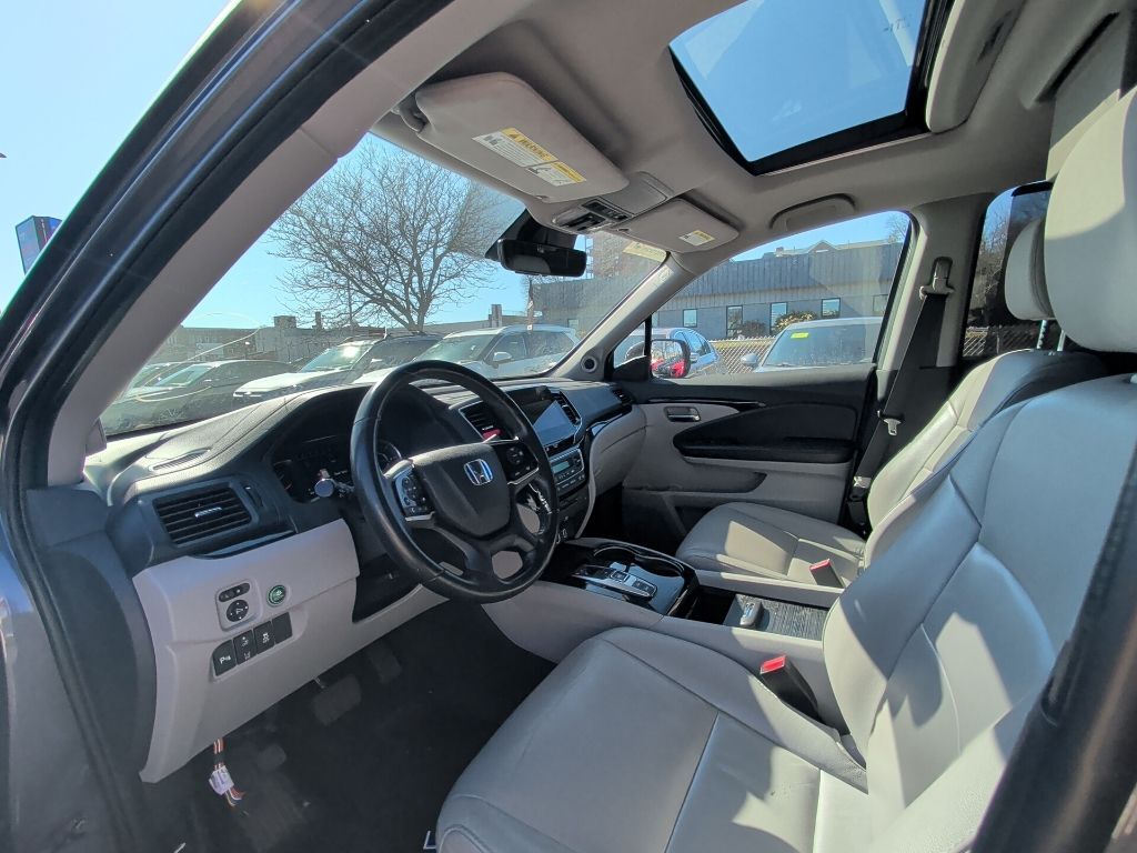 2020 Honda Pilot Touring Worcester MA