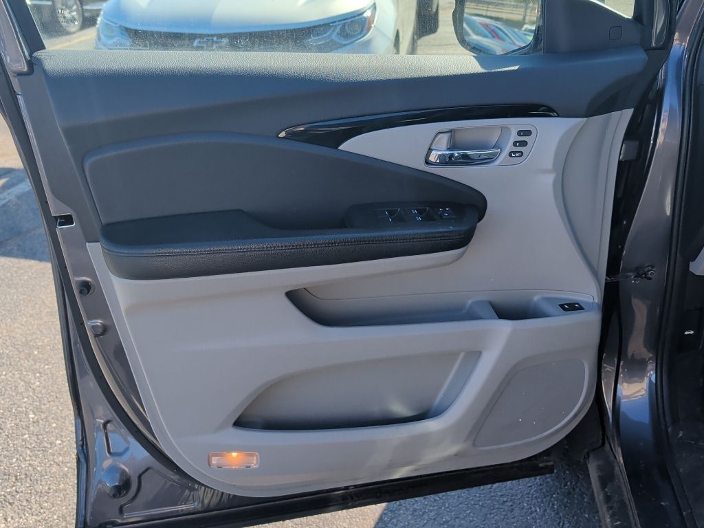 2020 Honda Pilot Touring Worcester MA