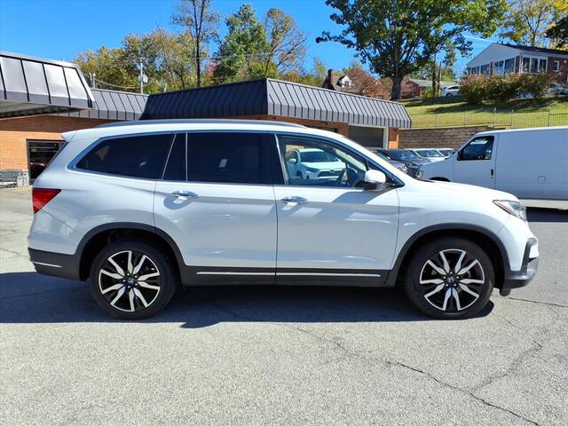 2020 Honda Pilot Touring w/Rear Captain's Chairs Roanoke VA