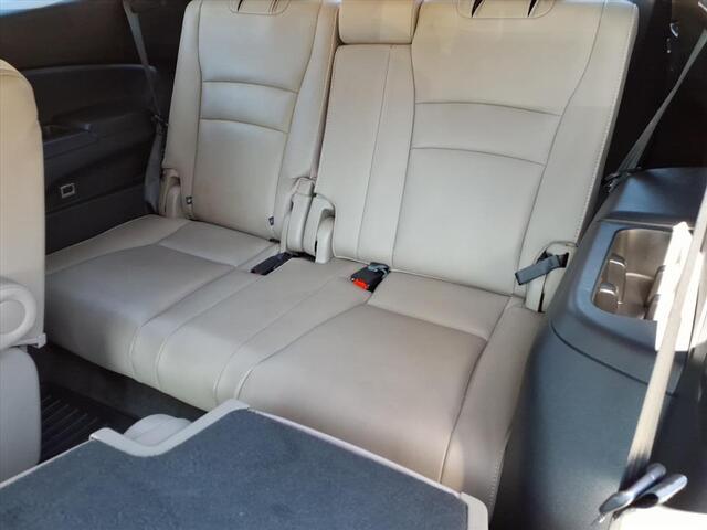 2020 Honda Pilot Touring w/Rear Captain's Chairs Roanoke VA
