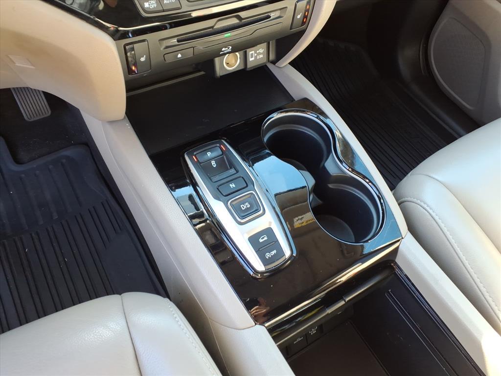 2020 Honda Pilot Touring w/Rear Captain&apos;s Chairs Roanoke VA