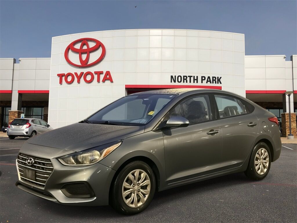 2020 Hyundai Accent SE