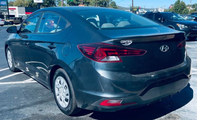 2020 Hyundai Elantra - SD SE