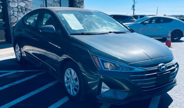 2020 Hyundai Elantra - SD SE