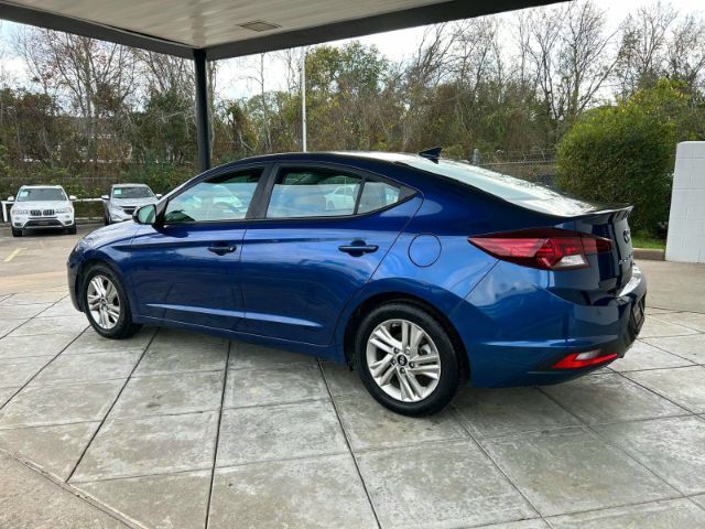 2020 Hyundai Elantra Limited 110,642 mi.