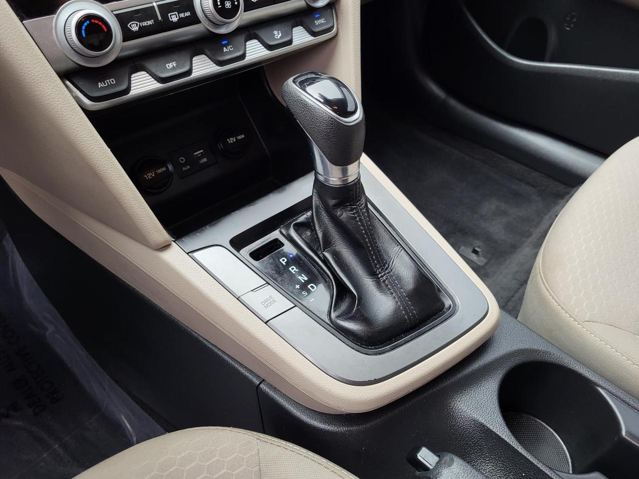 2020 Hyundai Elantra SE IVT SULEV Beeville TX