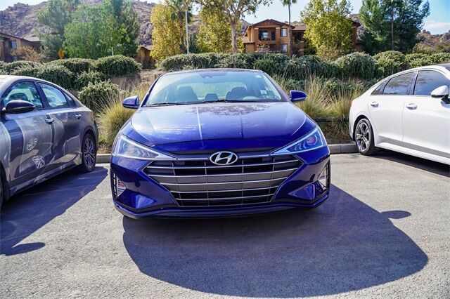 2020 Hyundai Elantra SE