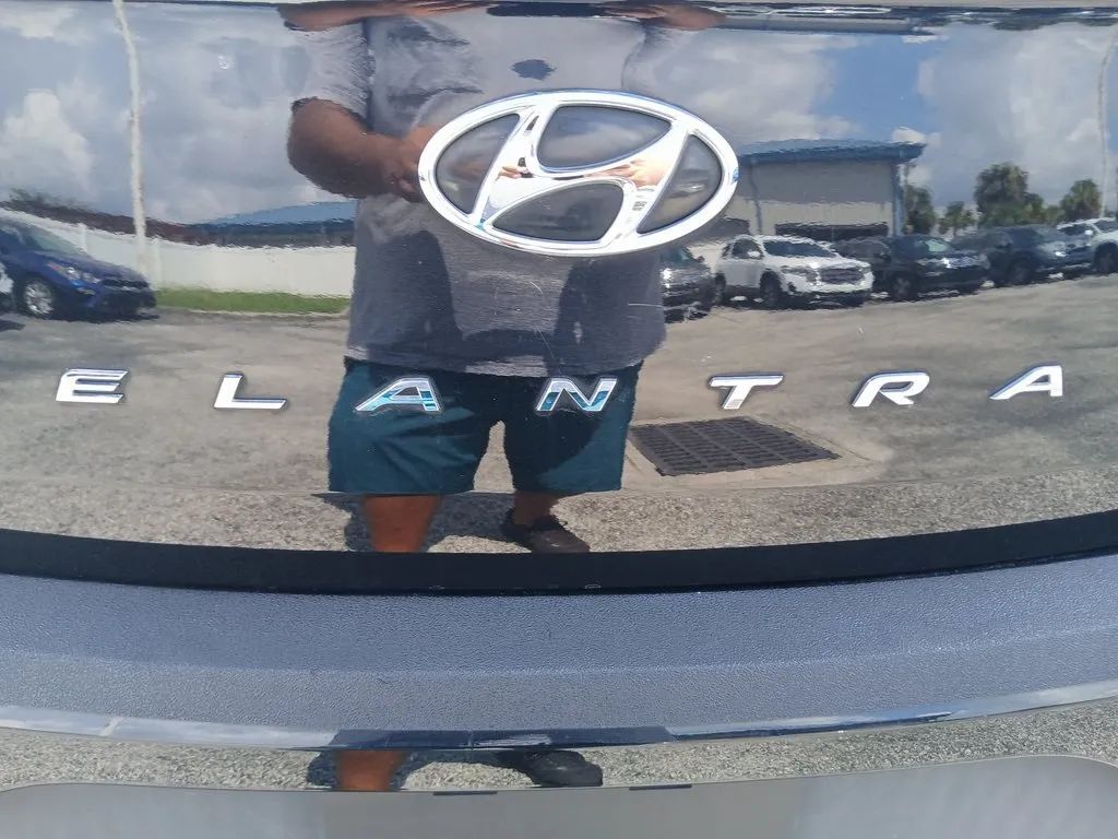 2020 Hyundai Elantra SE Sedan 4D Maitland FL