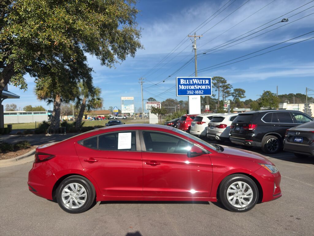 2020 Hyundai Elantra SE