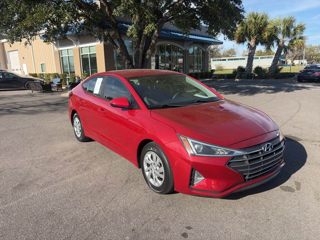 2020 Hyundai Elantra SE