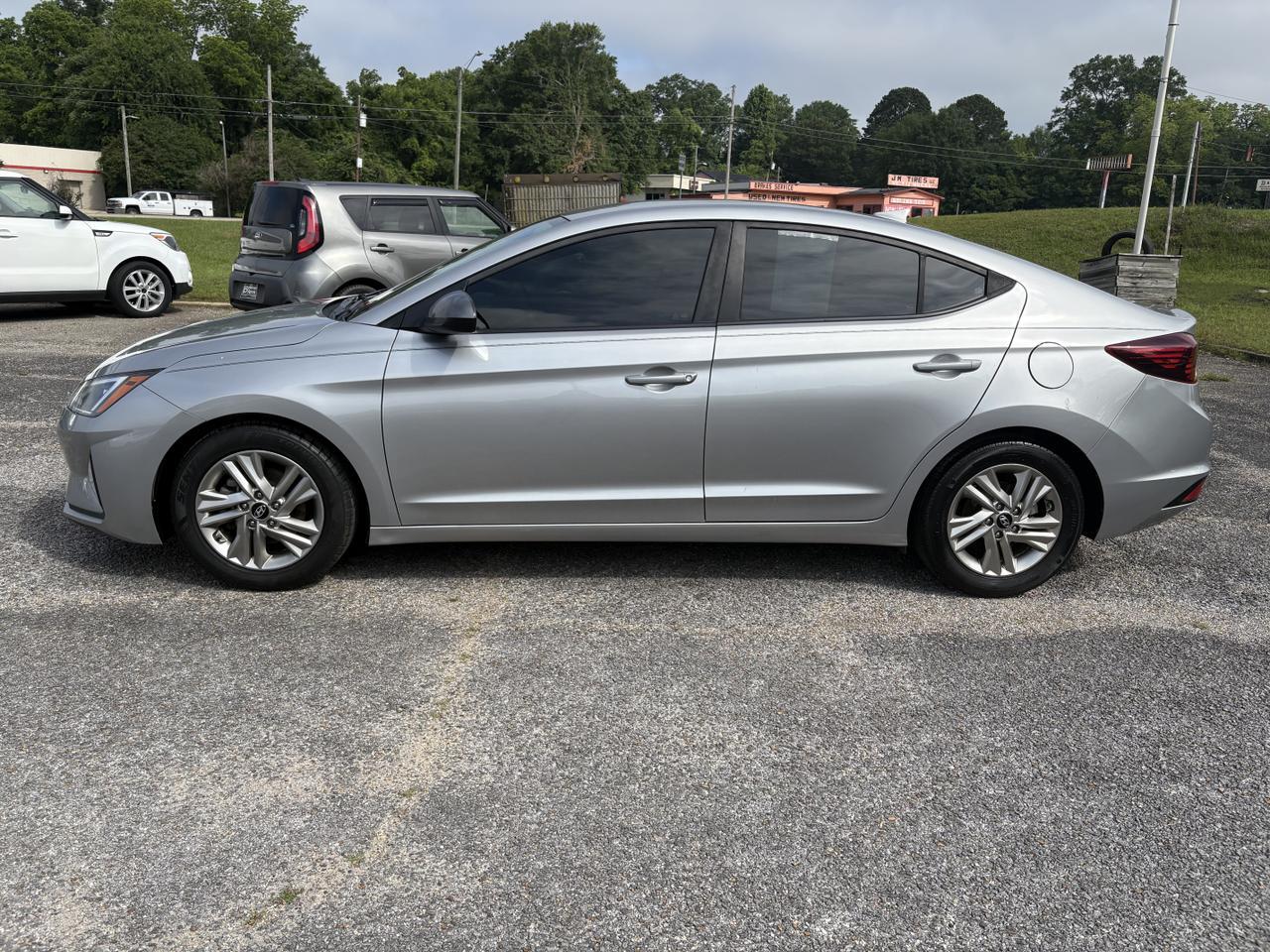 2020 Hyundai Elantra SEL Meridian MS