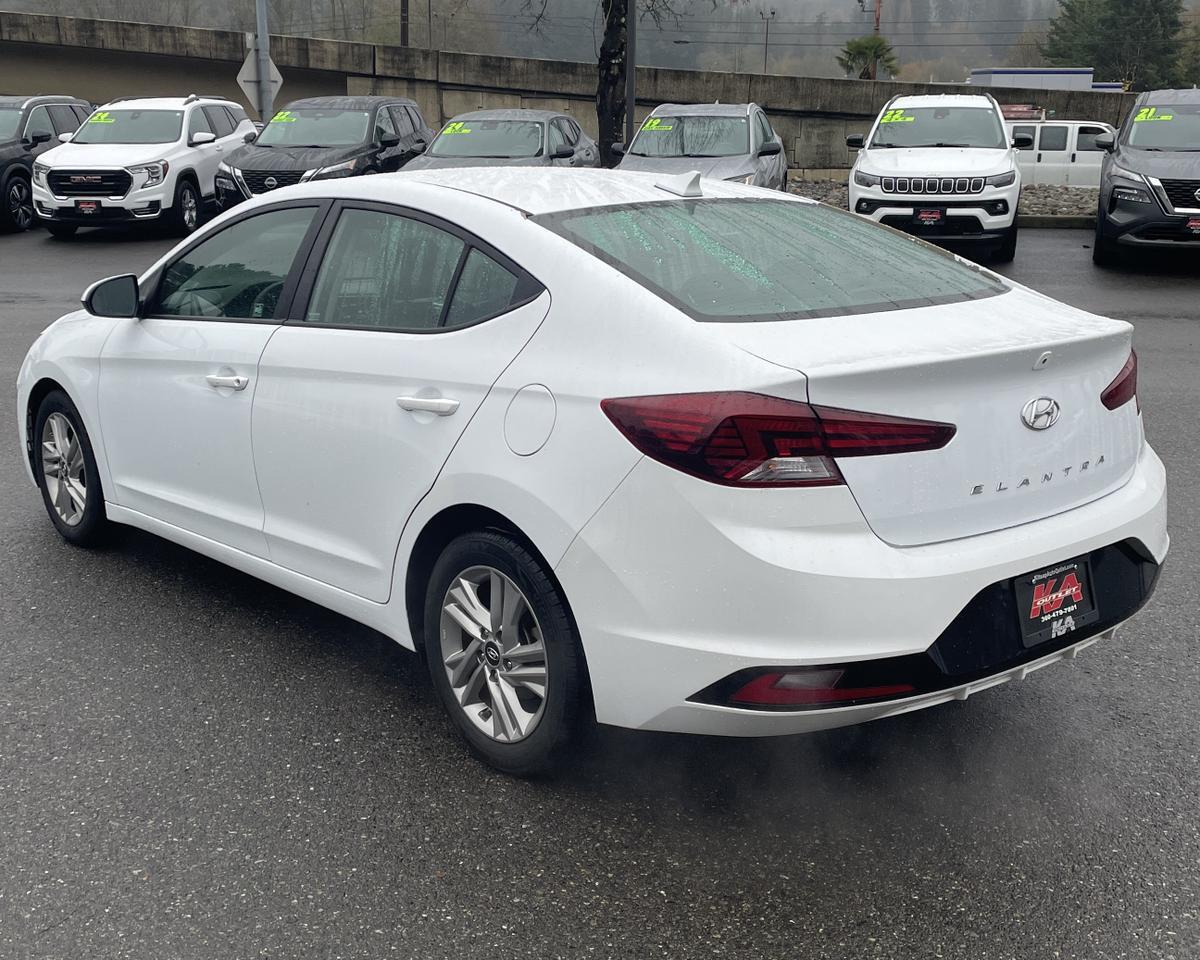 2020 Hyundai Elantra SEL Sedan 4D