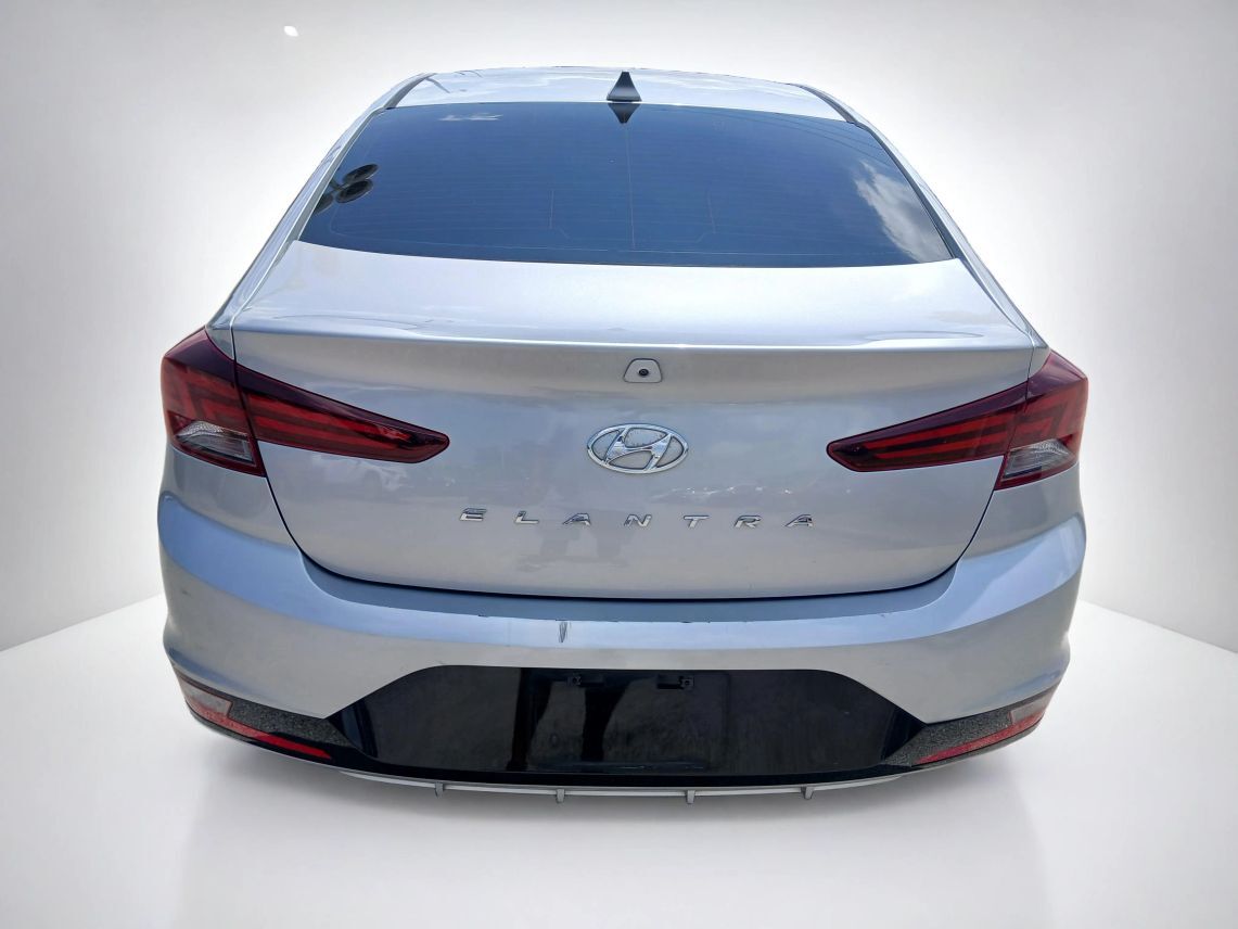 2020 Hyundai Elantra SEL Sedan 4D