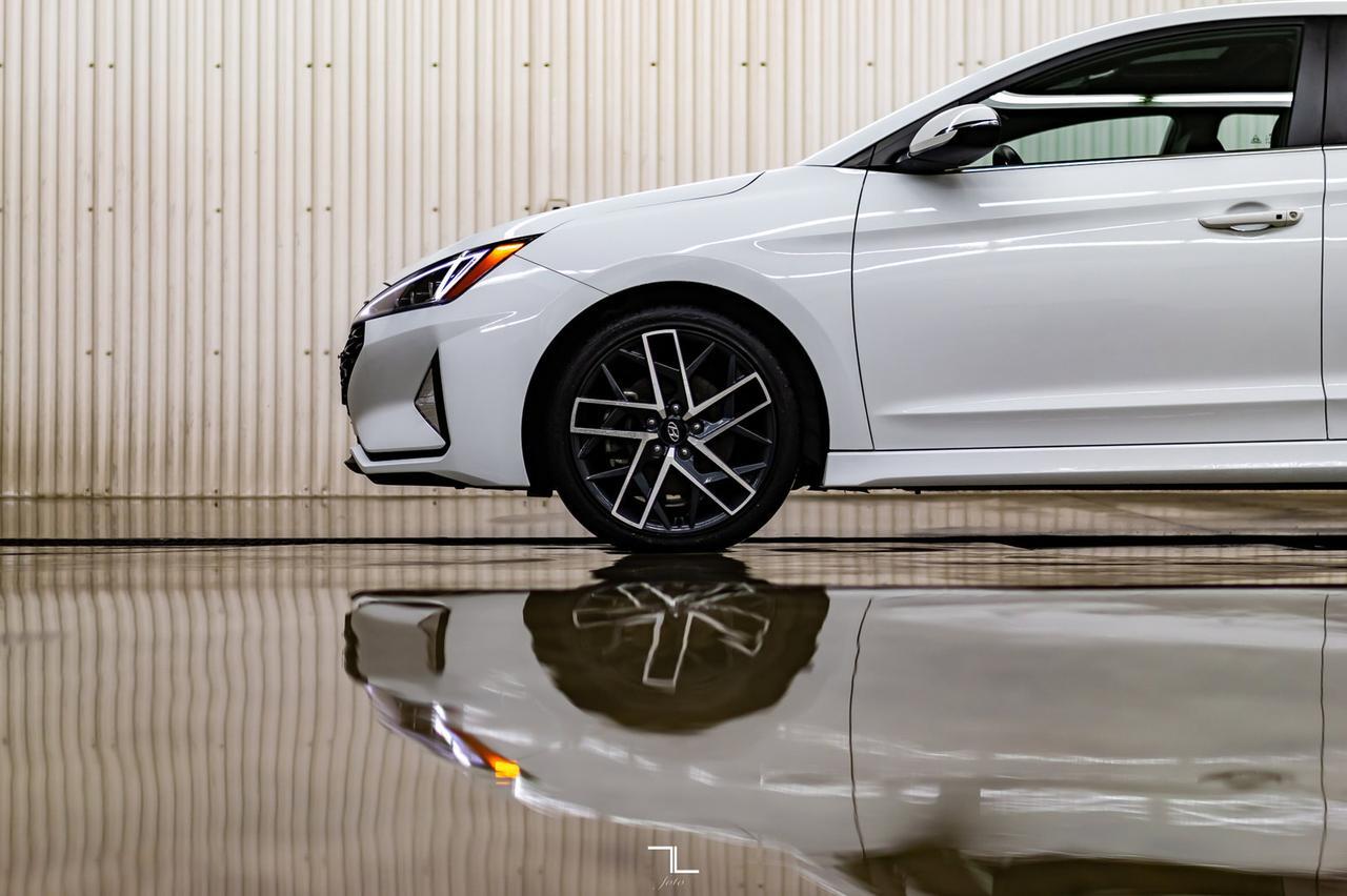 2020 Hyundai Elantra Sport Manual Leahter Roof BCam Red Deer AB