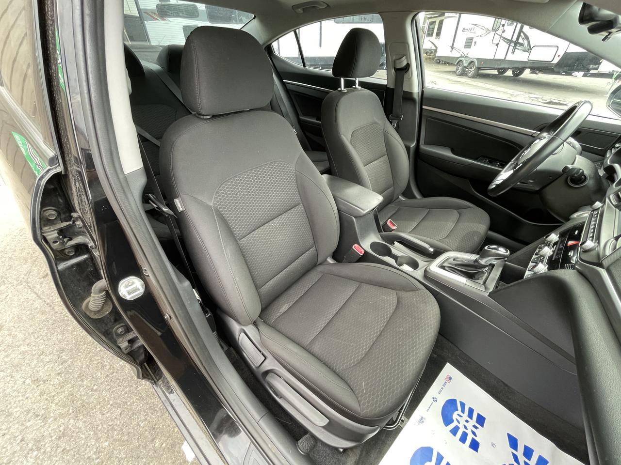 2020 Hyundai Elantra Value Hayden ID
