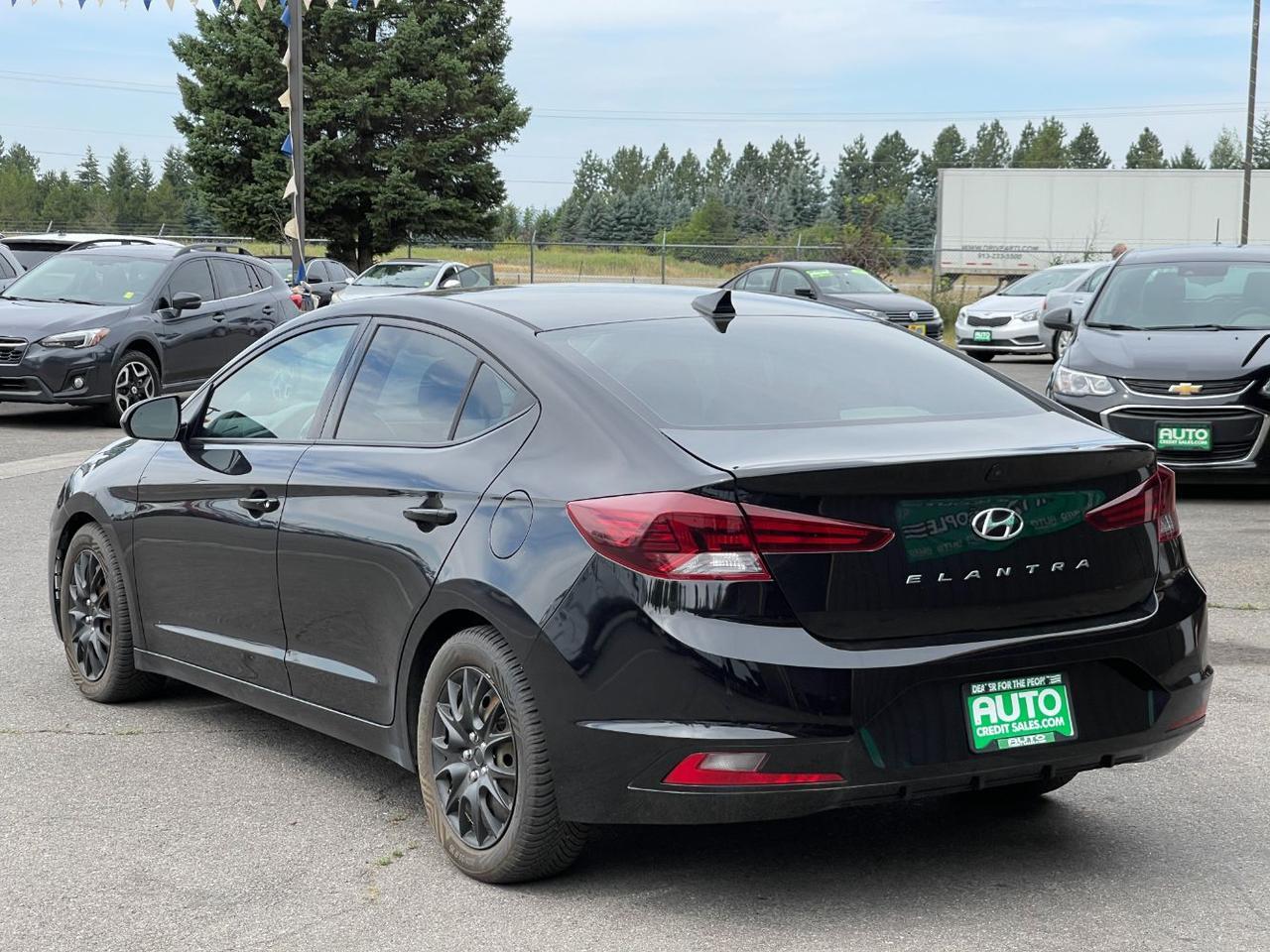 2020 Hyundai Elantra Value Hayden ID