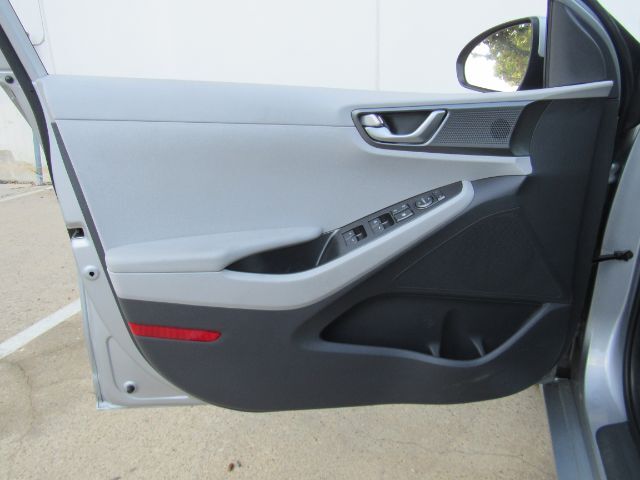 2020 Hyundai Ioniq Electric SE Plano TX