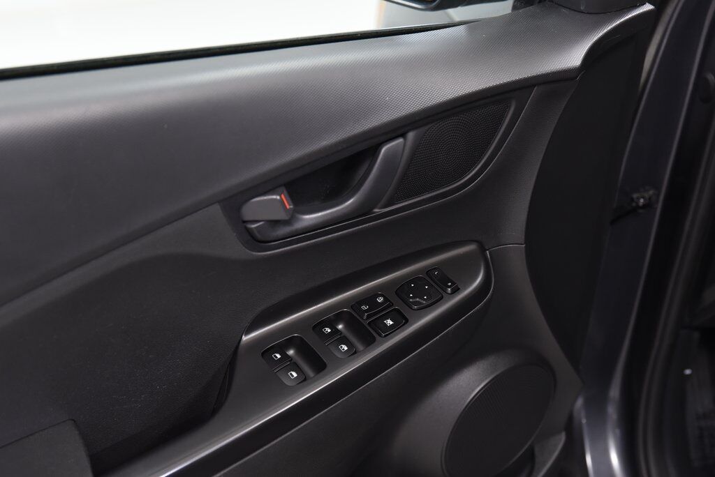 2020 Hyundai Kona SEL Akron