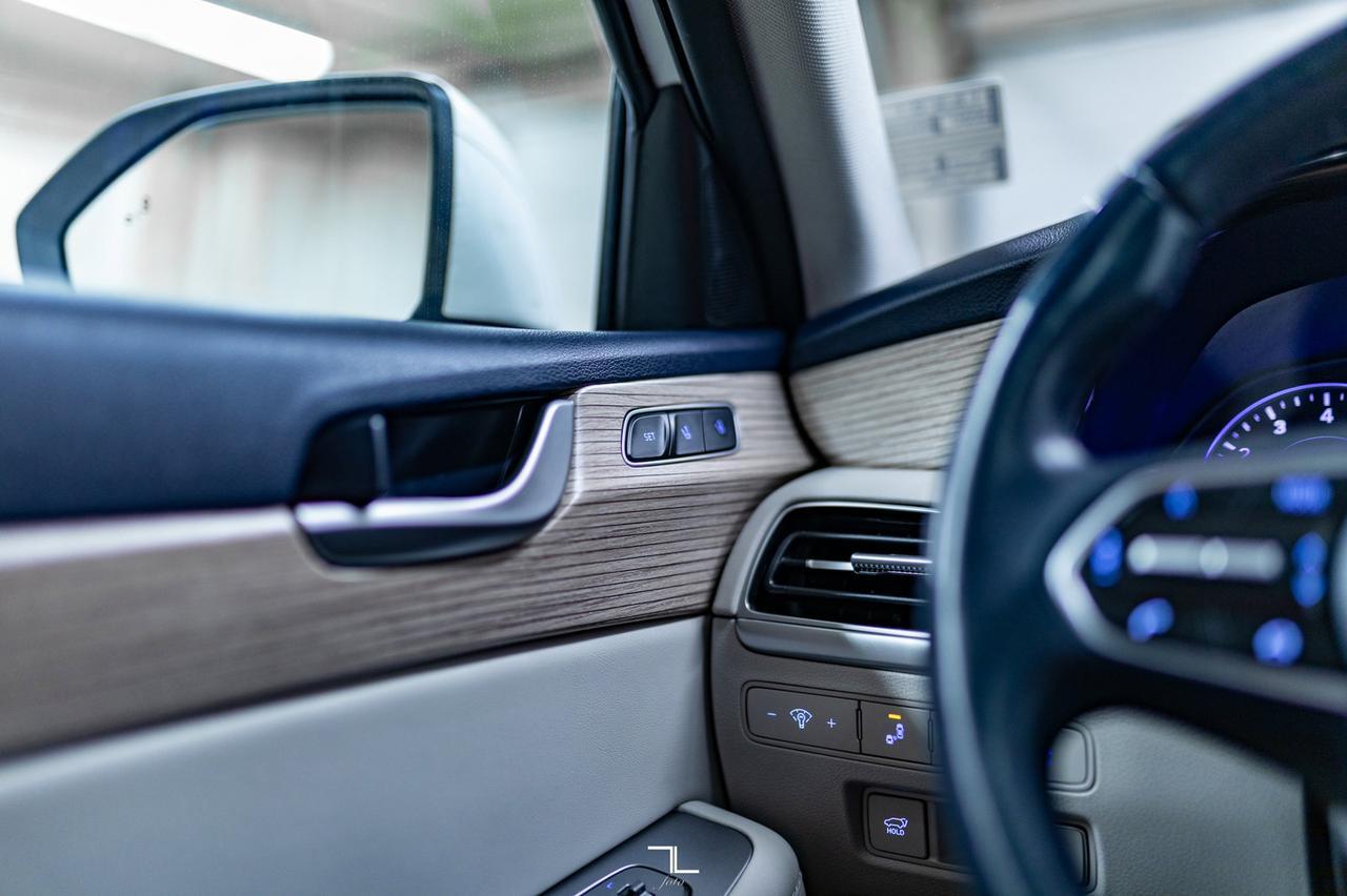 2020 Hyundai Palisade AWD Luxury Leather Roof Nav BCam Red Deer AB