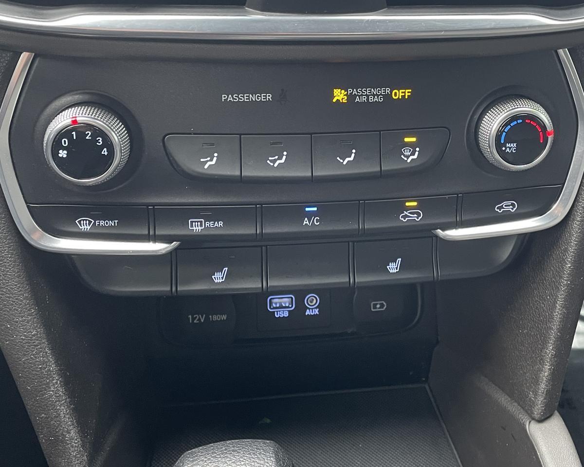 2020 Hyundai Santa Fe 2.4 SEL Sport Utility 4D Port Orchard WA