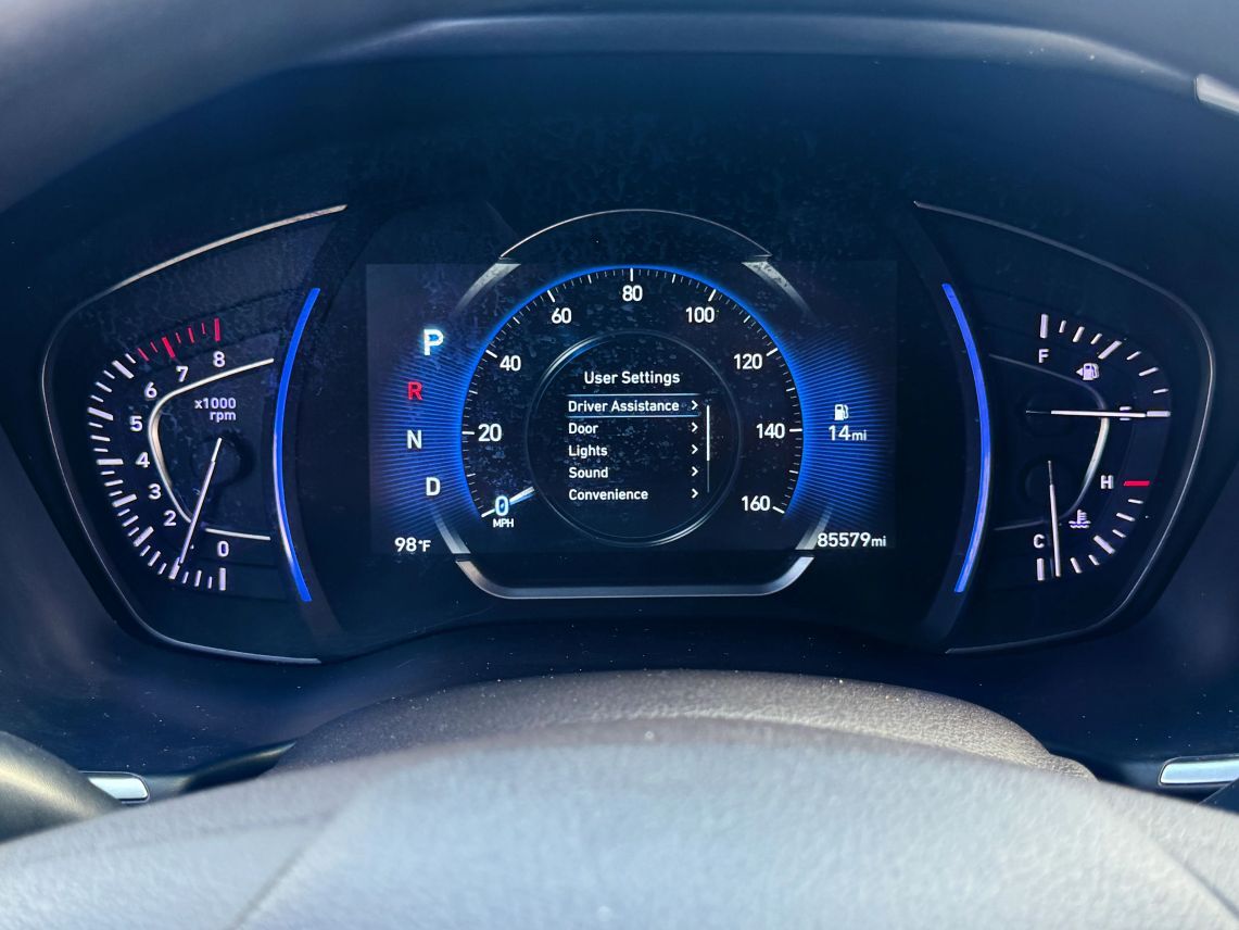 2020 Hyundai Santa Fe 2.4 SEL Sport Utility 4D
