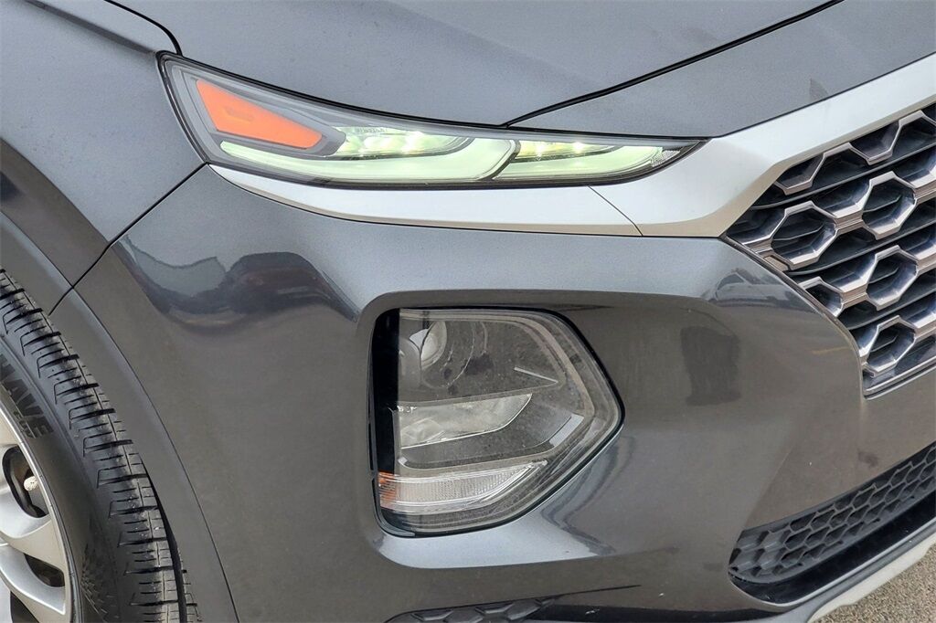 2020 Hyundai Santa Fe SE