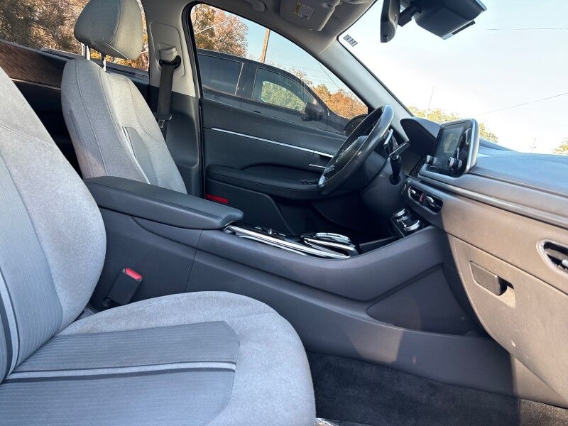 2020 Hyundai Sonata SEL w/CONVENIENCE & PANO SUNROOF PKG. Seffner FL