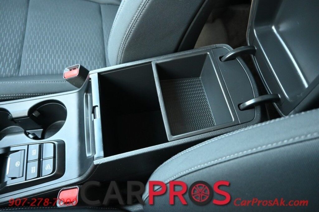 2020 Hyundai Tucson SE - All Wheel Drive - Power Locks, Windows & Mirrors - Apple CarPlay & Android Auto - Bluetooth - Keyless Entry - Forward Collision Alert & Lane Keep Assist - Power Driver's Seat - Aluminum Wheels - Only 23K Miles - 26 MPG Anchorage AK