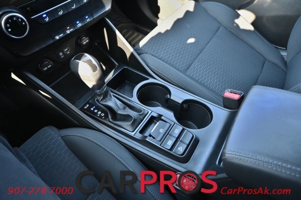 2020 Hyundai Tucson SE - All Wheel Drive - Power Locks, Windows & Mirrors - Apple CarPlay & Android Auto - Bluetooth - Keyless Entry - Forward Collision Alert & Lane Keep Assist - Power Driver's Seat - Aluminum Wheels - Only 23K Miles - 26 MPG Anchorage AK