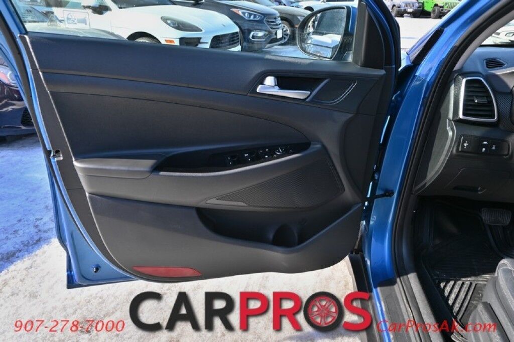 2020 Hyundai Tucson SE - All Wheel Drive - Power Locks, Windows & Mirrors - Apple CarPlay & Android Auto - Bluetooth - Keyless Entry - Forward Collision Alert & Lane Keep Assist - Power Driver's Seat - Aluminum Wheels - Only 23K Miles - 26 MPG Anchorage AK