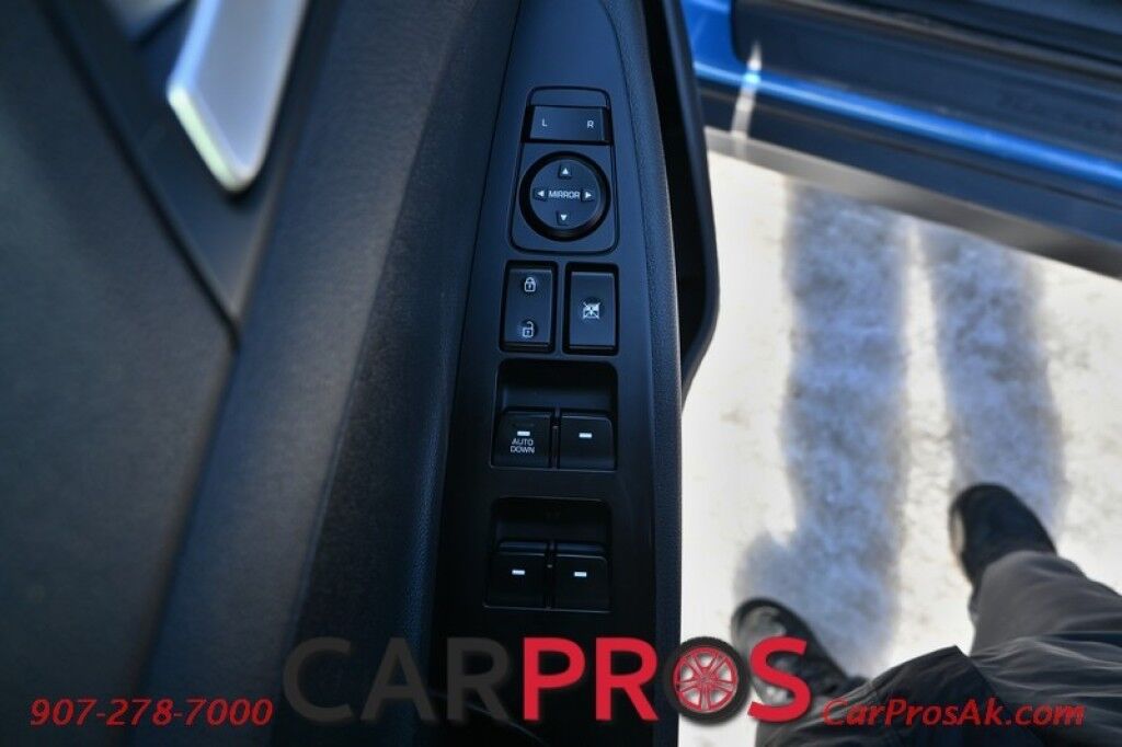 2020 Hyundai Tucson SE - All Wheel Drive - Power Locks, Windows & Mirrors - Apple CarPlay & Android Auto - Bluetooth - Keyless Entry - Forward Collision Alert & Lane Keep Assist - Power Driver's Seat - Aluminum Wheels - Only 23K Miles - 26 MPG Anchorage AK