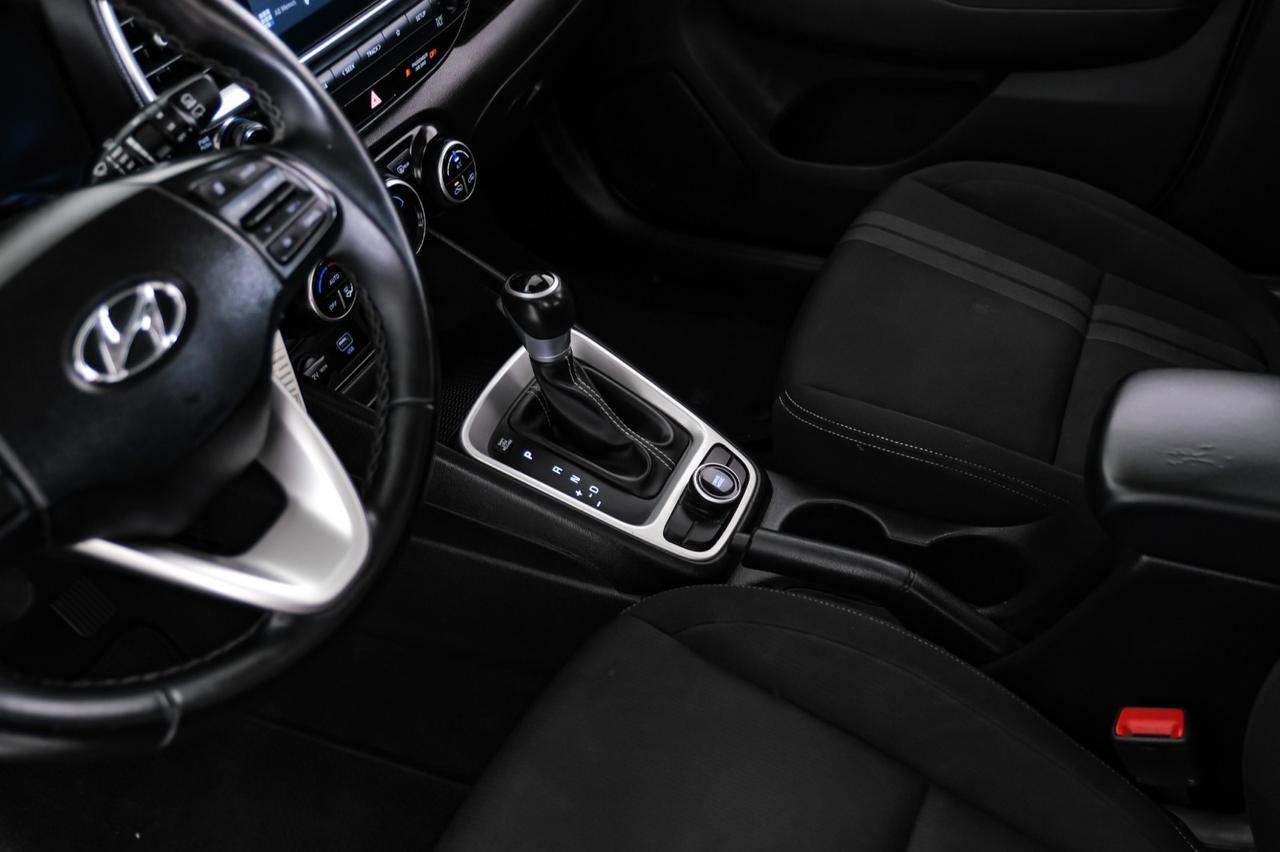 2020 Hyundai Venue SEL BLIND SPOT ASSIST LANE KEEP ASSIST FORWARD COLLISION ALERT SUNROOF REAR CAMERA Carrollton TX