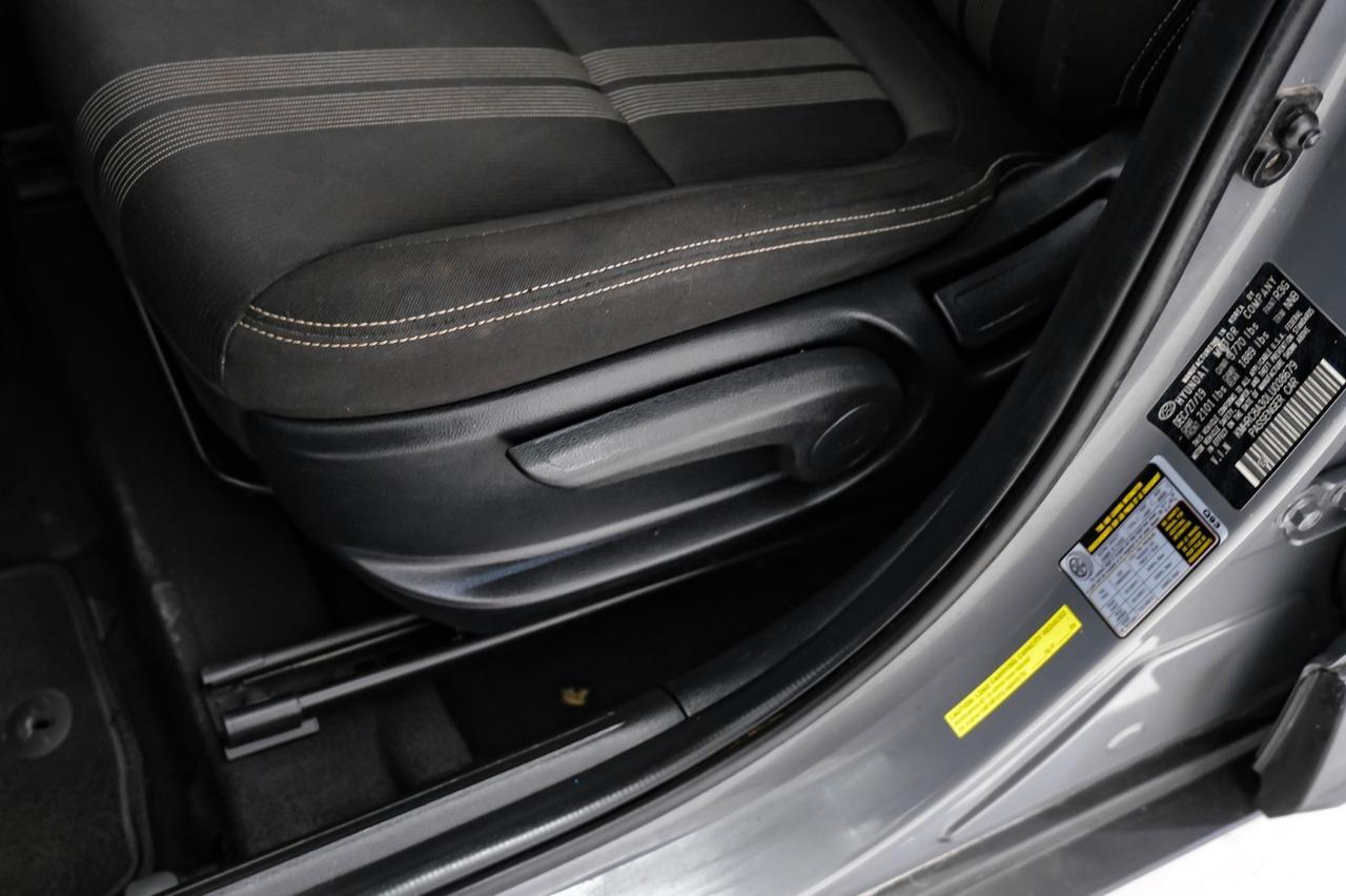 2020 Hyundai Venue SEL BLIND SPOT ASSIST LANE KEEP ASSIST FORWARD COLLISION ALERT SUNROOF REAR CAMERA Carrollton TX