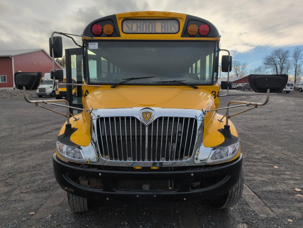 2020 IC INTERNATIONAL 3000