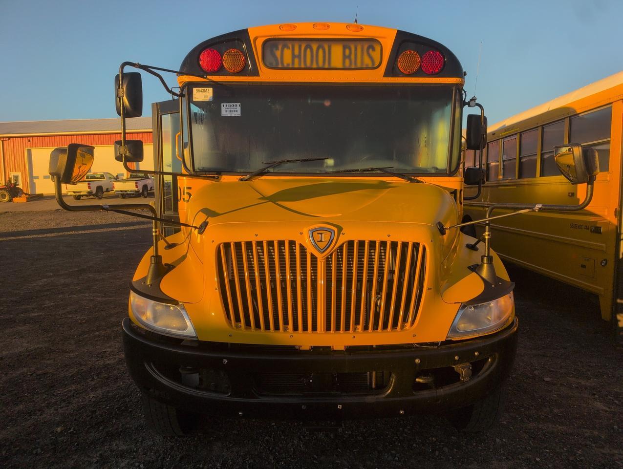 2020 IC INTERNATIONAL CE300