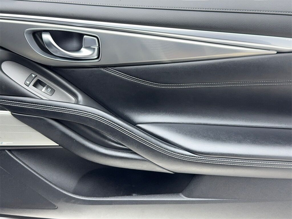 2020 Infiniti Q60 3.0t Luxe photo 34