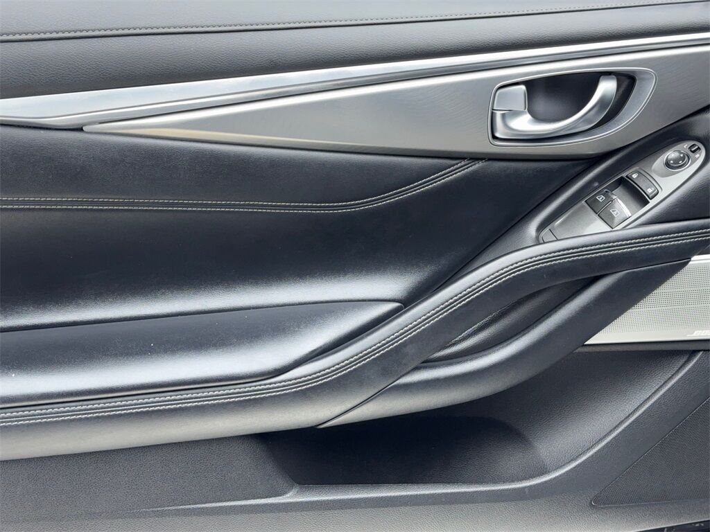 2020 Infiniti Q60 3.0t Luxe photo 28