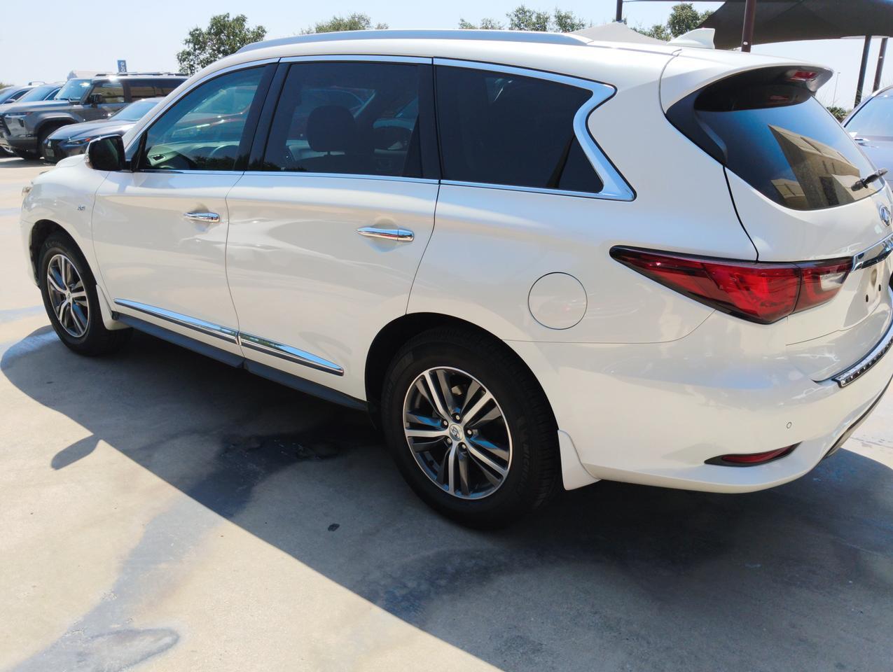 2020 INFINITI QX60 LUXE