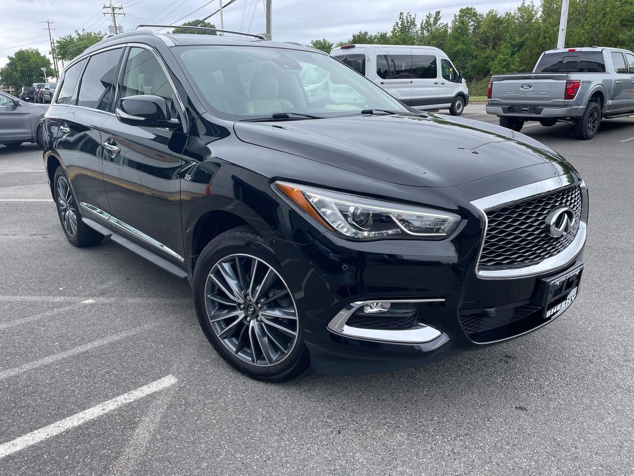 2020 INFINITI QX60 LUXE