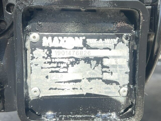 2020 International 4300 26' Dry Box Truck with 2,500 lbs. Lift Gate Miami FL