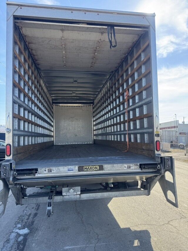 2020 International MV 26 ft Box Truck with Liftgate Henrico VA