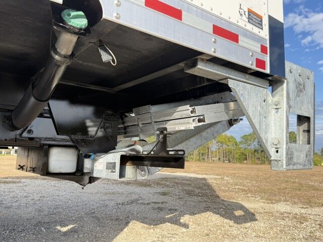 2020 Isuzu NRR 16' Box Truck with 2,500lbs. Lift Gate Homestead FL