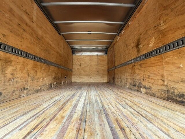 2020 Isuzu NRR 16' Box Truck with 2,500lbs. Lift Gate Homestead FL