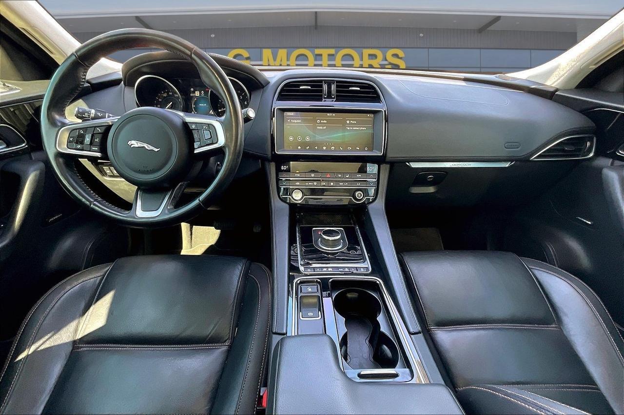 2020 JAGUAR F-PACE PRESTIGE Houston TX