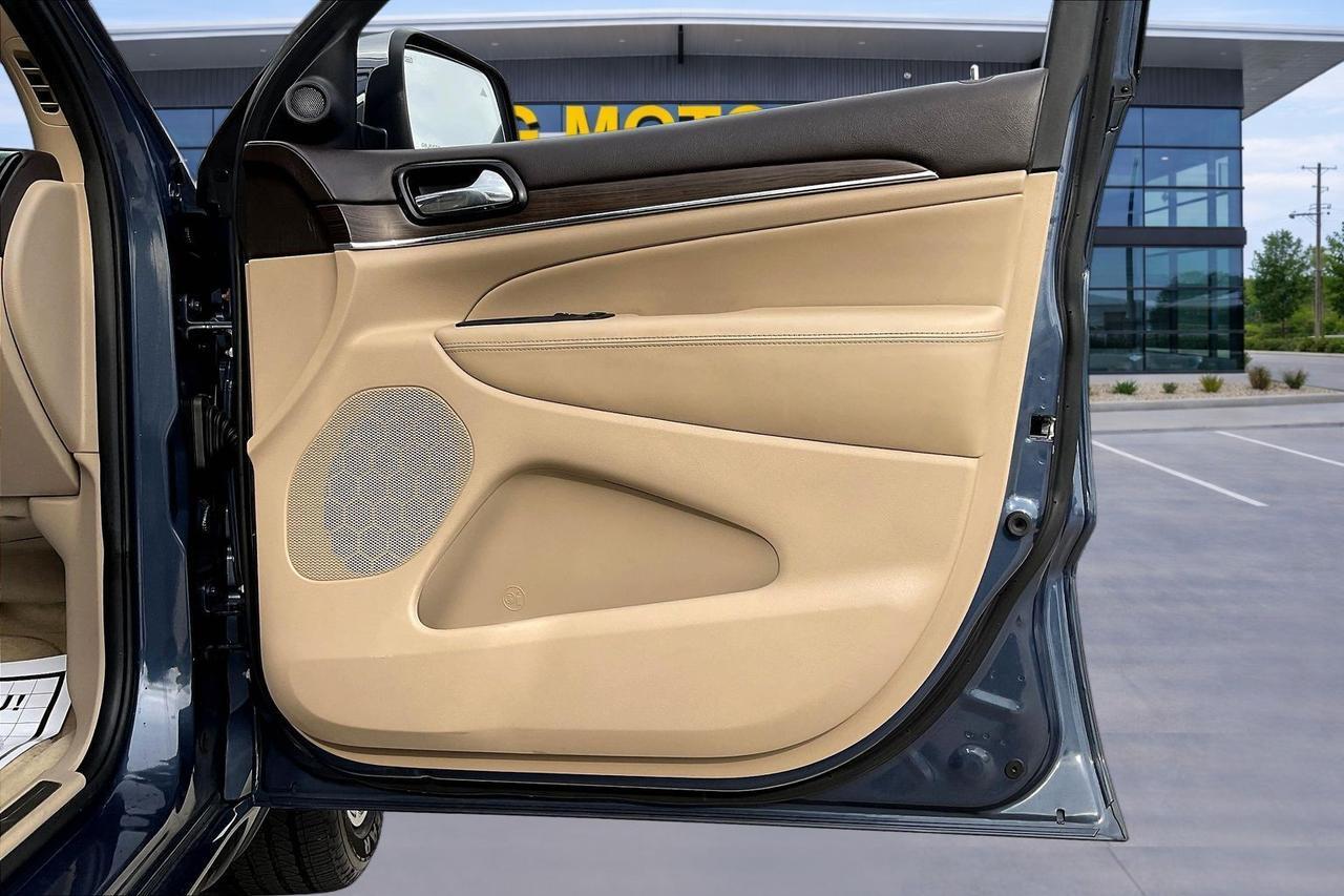 2020 JEEP GRAND CHEROKEE OVERLAND Houston TX